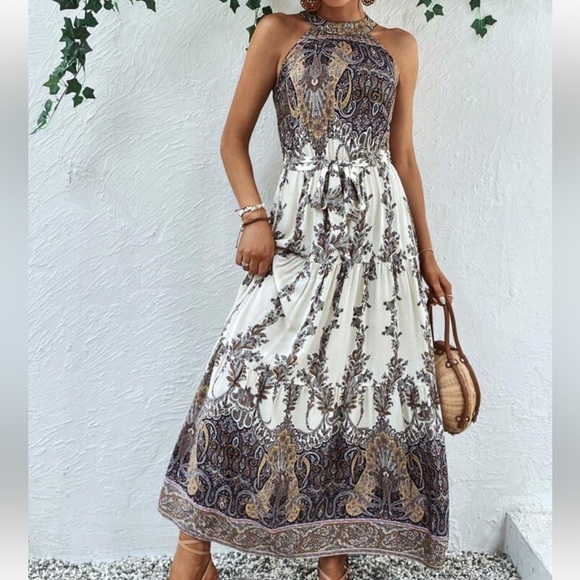 Boho Floral Paisley Print Sleeveless Halter Dress - Picture 5 of 6